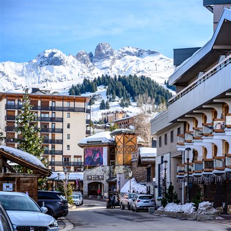 courchevel ski village